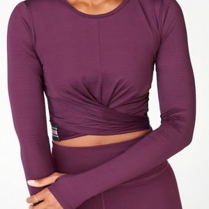 Fabletics long-sleeved crop top